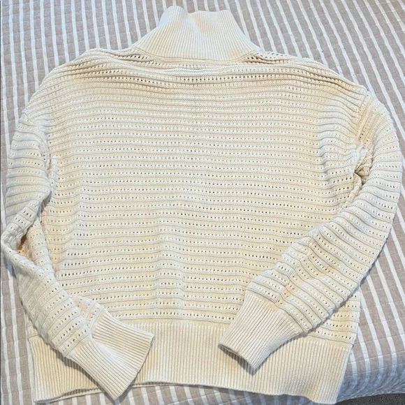 Varley Tara Pointelle Half-Zip - size Small - Picture 6 of 6